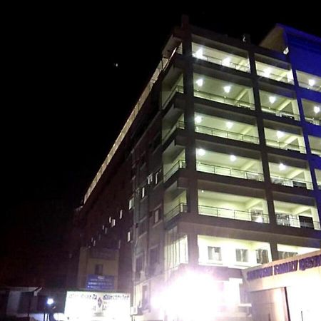 Hotel Santoshi Hometel Raichur Екстериор снимка