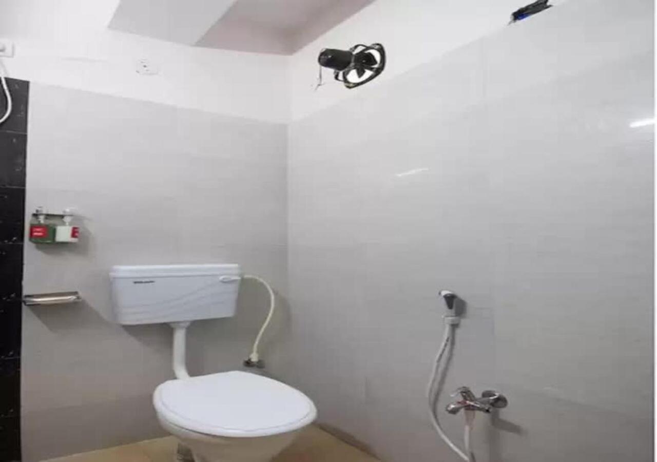 Hotel Santoshi Hometel Raichur Екстериор снимка