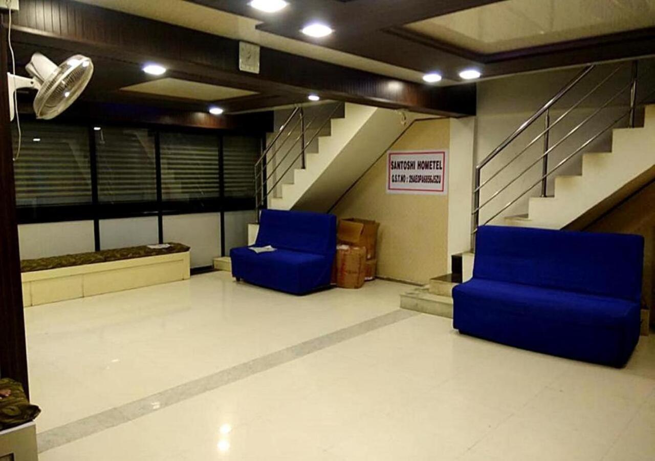 Hotel Santoshi Hometel Raichur Екстериор снимка